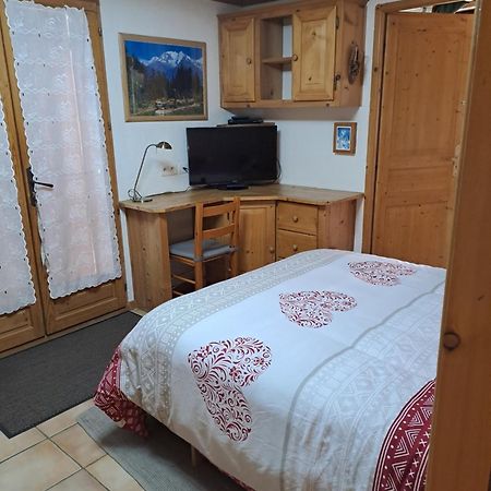 A4 Km De Megeve Tres Joli Studio Avec Jacuzzi ,Vue Sur Les Montagnes Au Calme Праз-сюр-Арли Екстериор снимка
