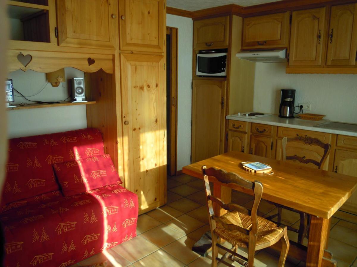 A4 Km De Megeve Tres Joli Studio Avec Jacuzzi ,Vue Sur Les Montagnes Au Calme Праз-сюр-Арли Екстериор снимка