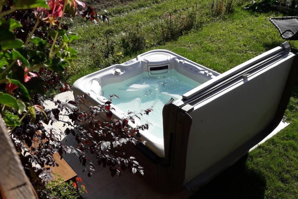 A4 Km De Megeve Tres Joli Studio Avec Jacuzzi ,Vue Sur Les Montagnes Au Calme Праз-сюр-Арли Екстериор снимка